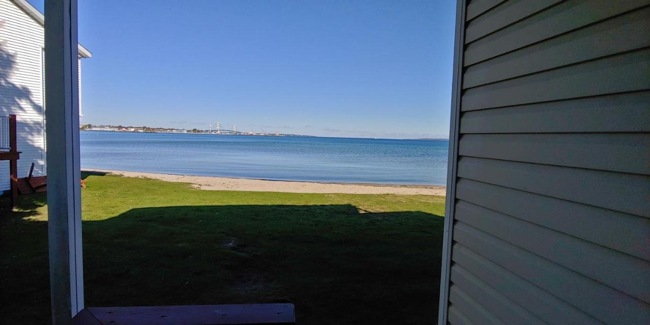 Sunrise Beach Motel Mackinaw City Εξωτερικό φωτογραφία