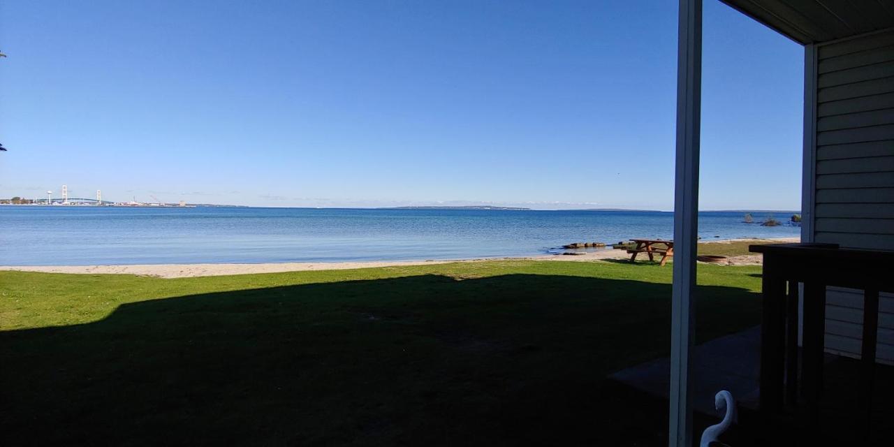 Sunrise Beach Motel Mackinaw City Εξωτερικό φωτογραφία